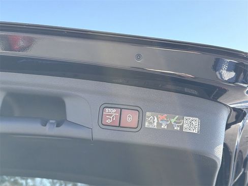 New 2026 Mercedes-Benz GLE 350 4MATIC image 16