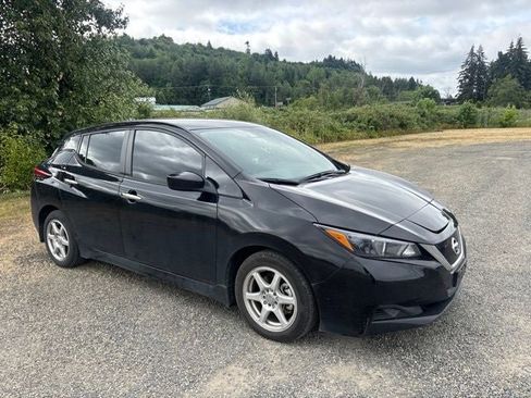 Used 2022 Nissan Leaf S FWD image 9