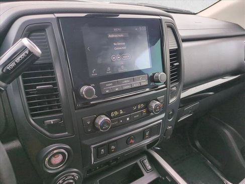 Used 2023 Nissan Titan SV w/ SV Convenience Package AWD/4WD image 13