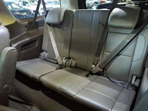 Used 2019 GMC Yukon XL Denali image 15