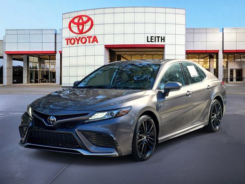 Used 2024 Toyota Camry XSE image 1