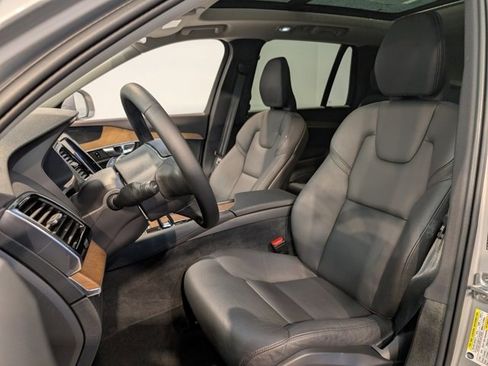 Used 2023 Volvo XC90 B6 Plus w/ Protection Package image 13