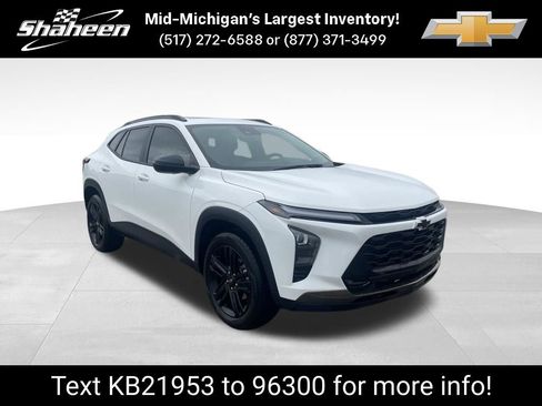 Used 2024 Chevrolet Trax ACTIV w/ Sunroof Package image 1