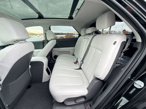 New 2026 Hyundai Ioniq 5 Limited image 24