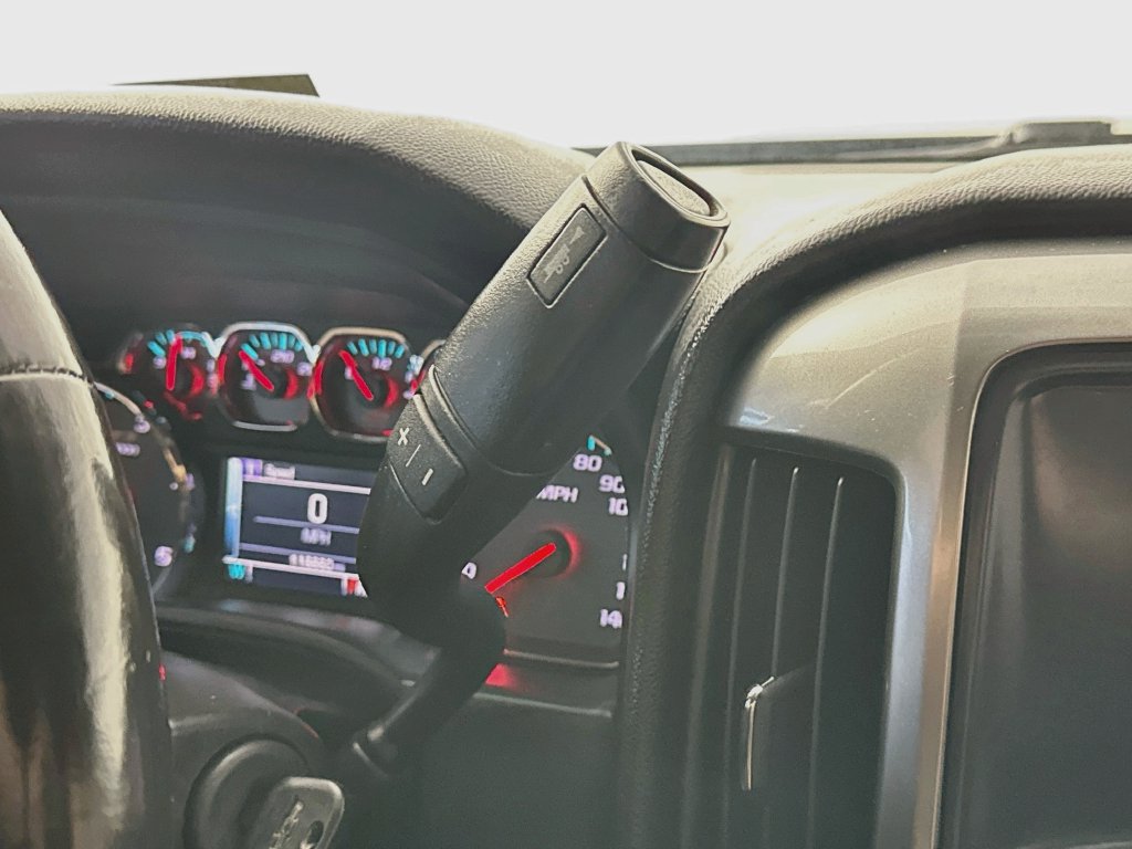 Used 2018 Chevrolet Silverado 2500 LT w/ LT Convenience Package AWD/4WD image 16