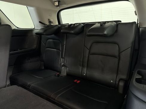 Used 2022 Nissan Pathfinder SL w/ SL Black Package image 17