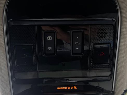 Used 2022 Land Rover Range Rover SE image 38