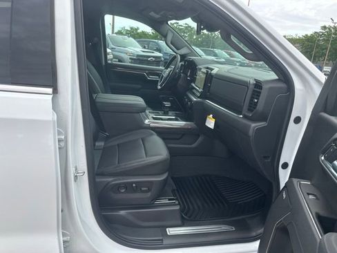 New 2026 Chevrolet Silverado 1500 LTZ w/ LTZ Convenience Package II AWD/4WD image 32