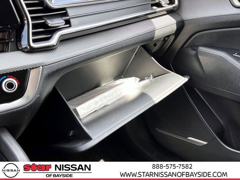 Used 2023 Kia Sportage LX image 32