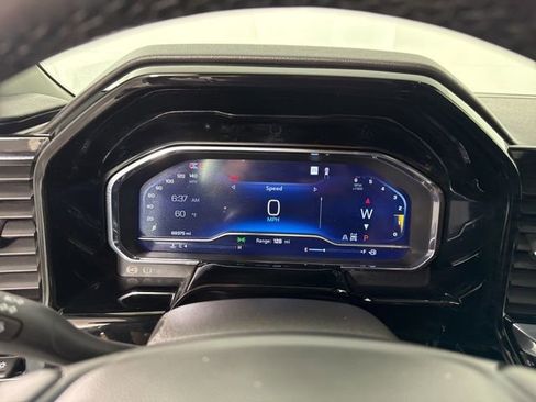 Used 2024 Chevrolet Silverado 1500 LTZ w/ LTZ Premium Package image 34