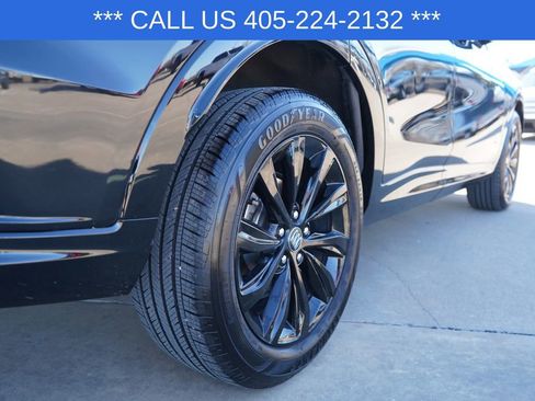 Used 2025 Buick Envista Sport Touring image 5