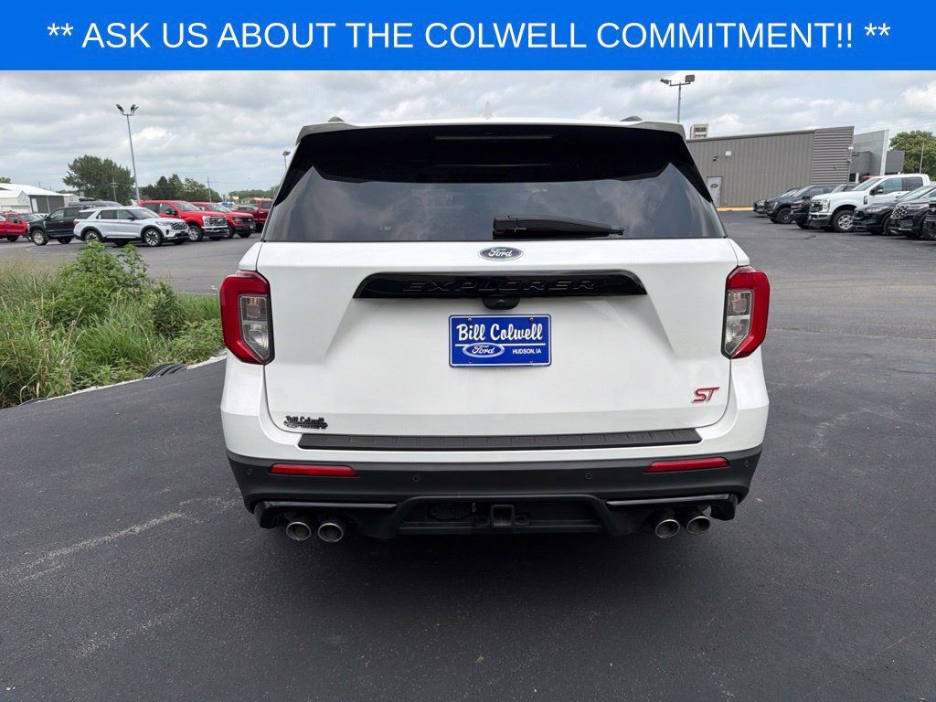 Certified 2023 Ford Explorer ST w/ Technology Package AWD/4WD image 5