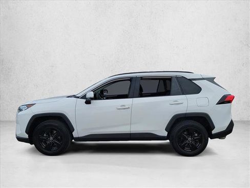 Used 2019 Toyota RAV4 XLE image 8