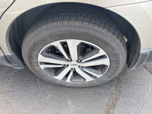 Used 2019 Subaru Outback 2.5i Limited image 7