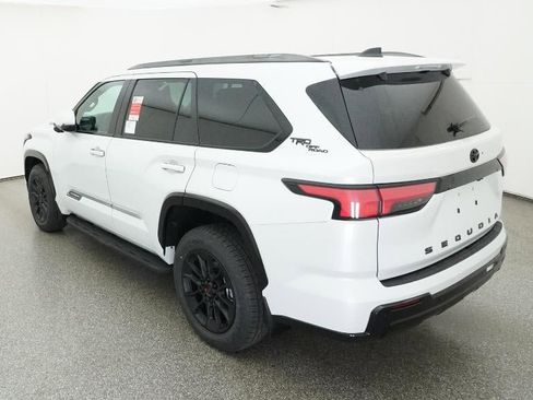 New 2026 Toyota Sequoia Platinum image 5