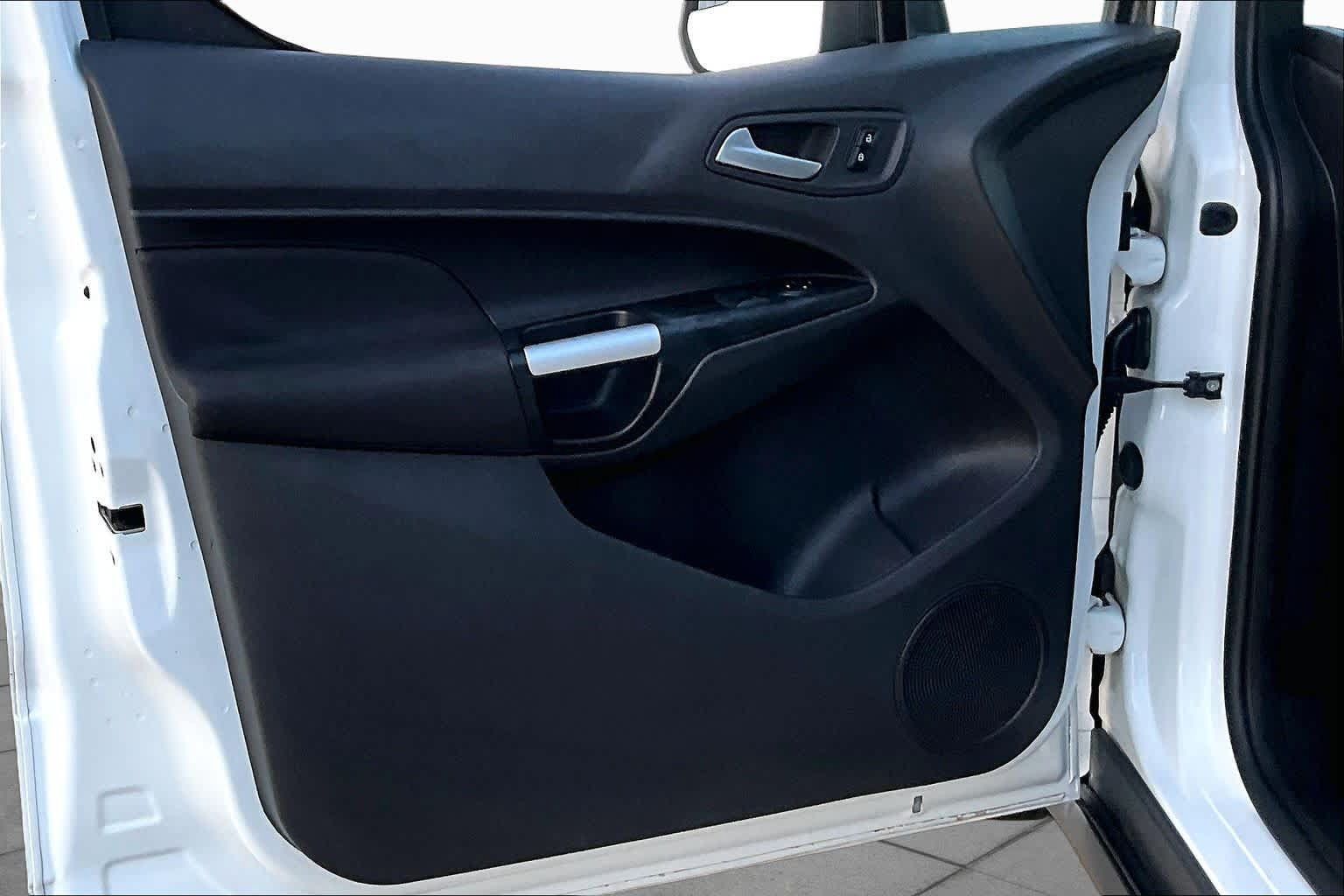 Used 2017 Ford Transit Connect XLT FWD image 21