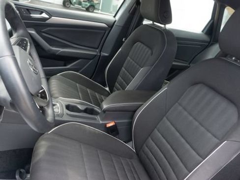 Used 2024 Volkswagen Jetta Sport FWD image 14