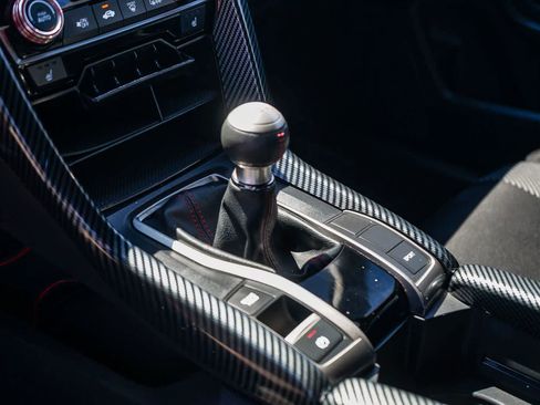 Used 2019 Honda Civic Si image 17