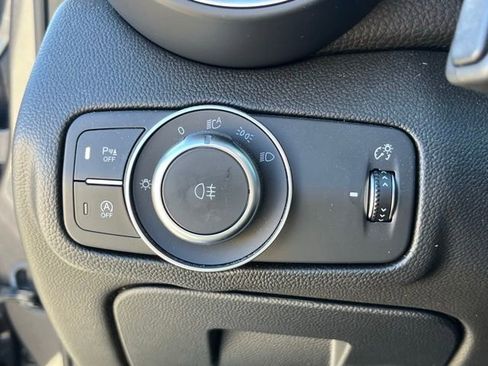 Used 2023 Alfa Romeo Giulia Veloce image 19