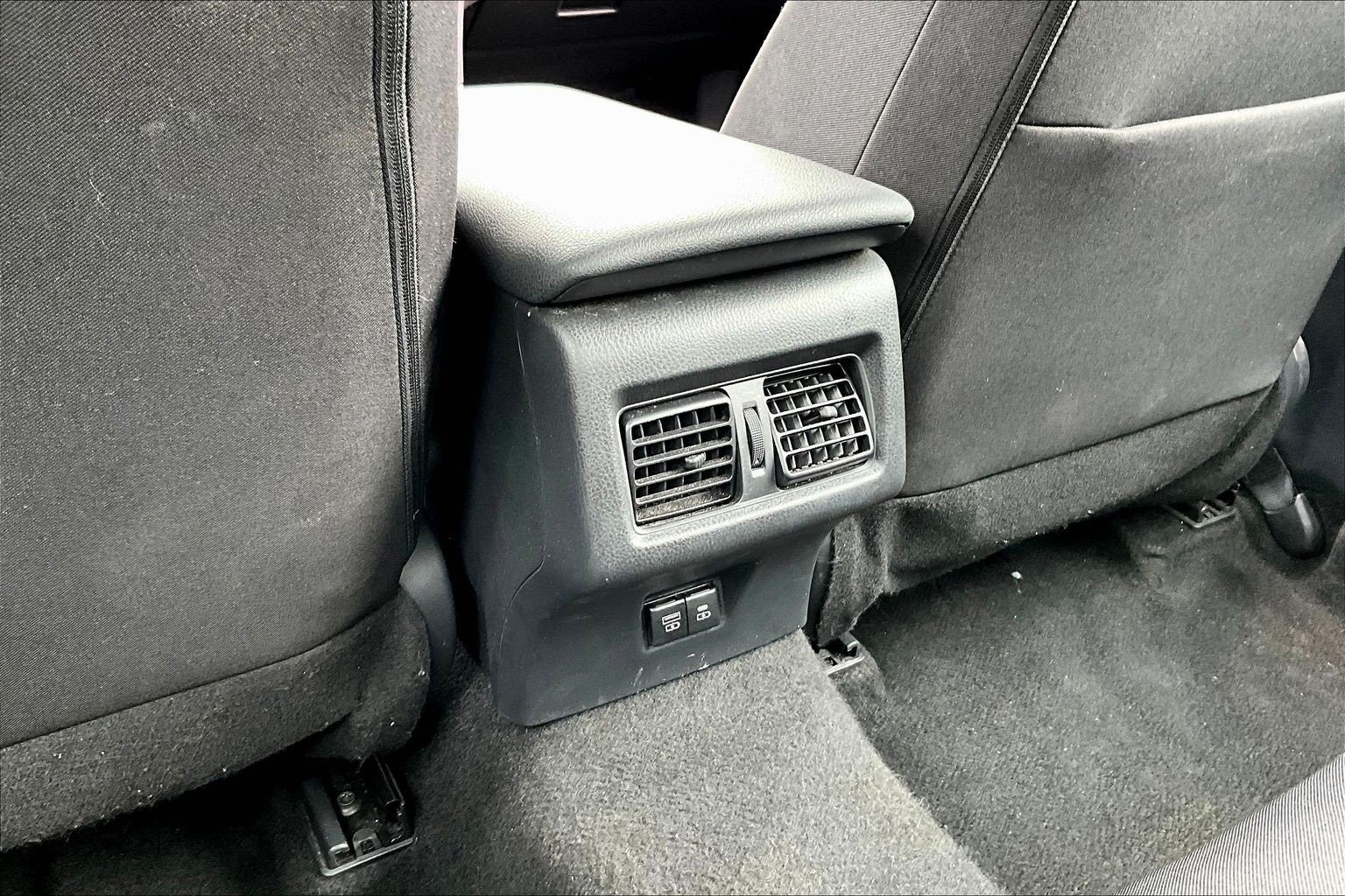 Used 2025 Toyota Camry LE FWD image 9
