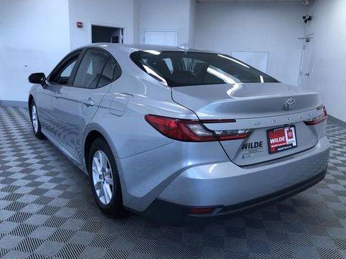 Used 2026 Toyota Camry LE FWD image 13