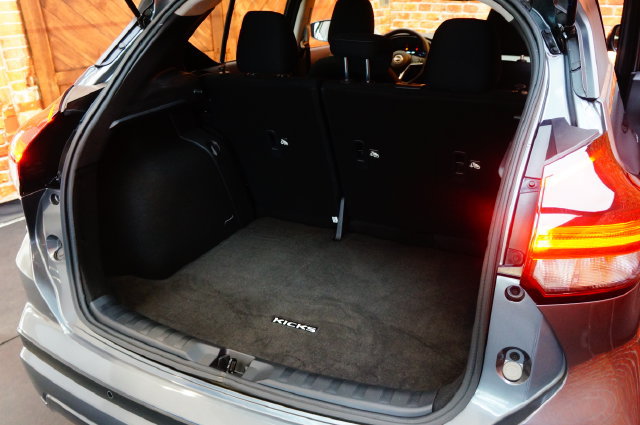 Certified 2024 Nissan Kicks SV FWD image 39