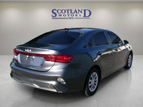 Used 2024 Kia Forte LX image 6