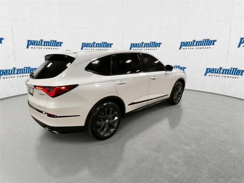 Used 2022 Acura MDX A-Spec image 11