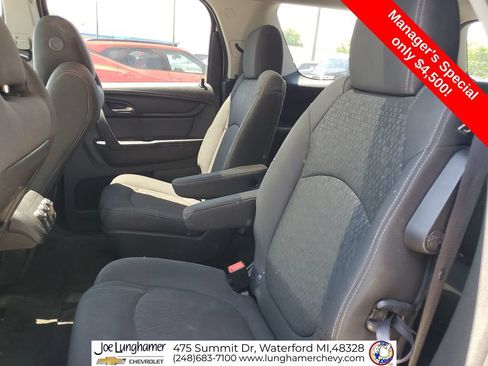 Used 2013 GMC Acadia SLE FWD image 24