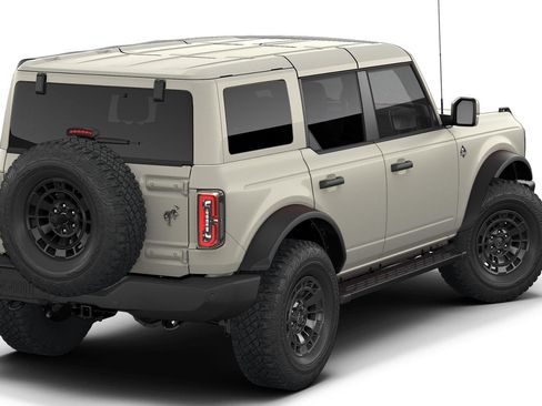 New 2026 Ford Bronco Outer Banks image 3