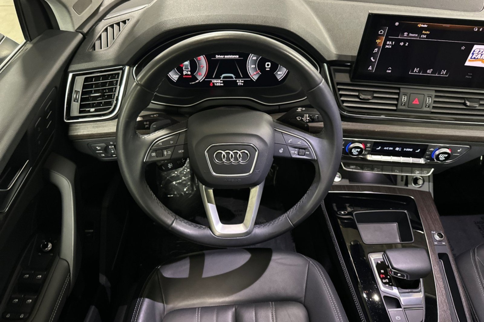 Used 2023 Audi Q5 2.0T Premium Plus w/ Premium Plus Package AWD/4WD image 13