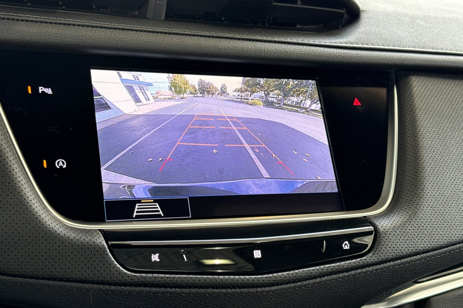 Used 2020 Cadillac XT5 Premium Luxury FWD image 26
