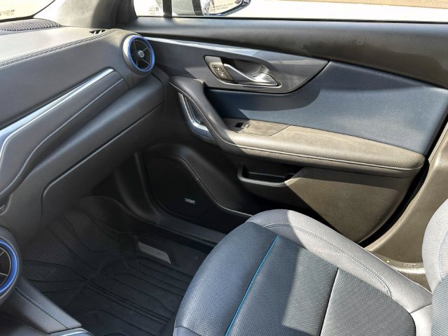 Certified 2023 Chevrolet Blazer RS w/ Enhanced Convenience Package FWD image 29