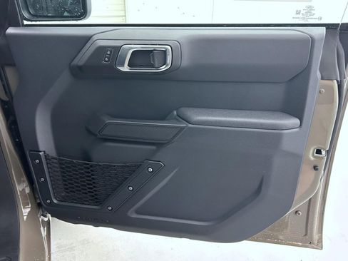 New 2025 Ford Bronco 4-Door image 16