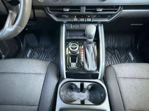 Used 2024 Chevrolet Colorado Trail Boss AWD/4WD image 25