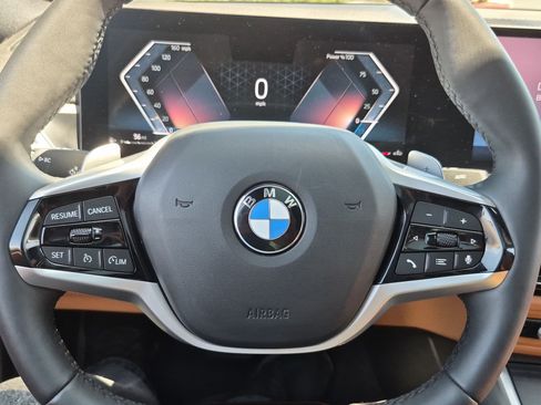 Used 2025 BMW 330i Sedan w/ Convenience Package RWD image 18