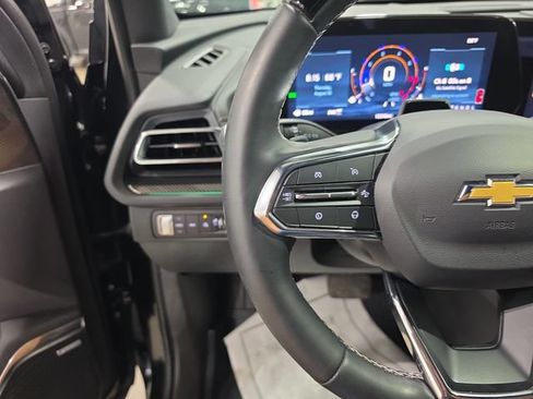 Used 2026 Chevrolet Traverse High Country w/ LPO, Floor Liner Package AWD/4WD image 16