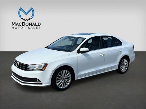 Used 2016 Volkswagen Jetta SEL FWD image 3