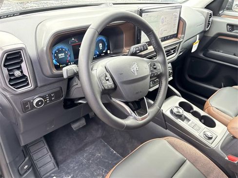 New 2025 Ford Bronco Sport Outer Banks w/ Outer Banks Tech Package+ image 24