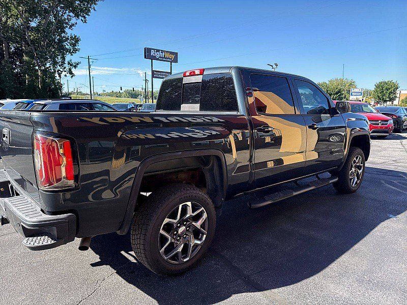 Used 2018 GMC Sierra 1500 SLT AWD/4WD image 5