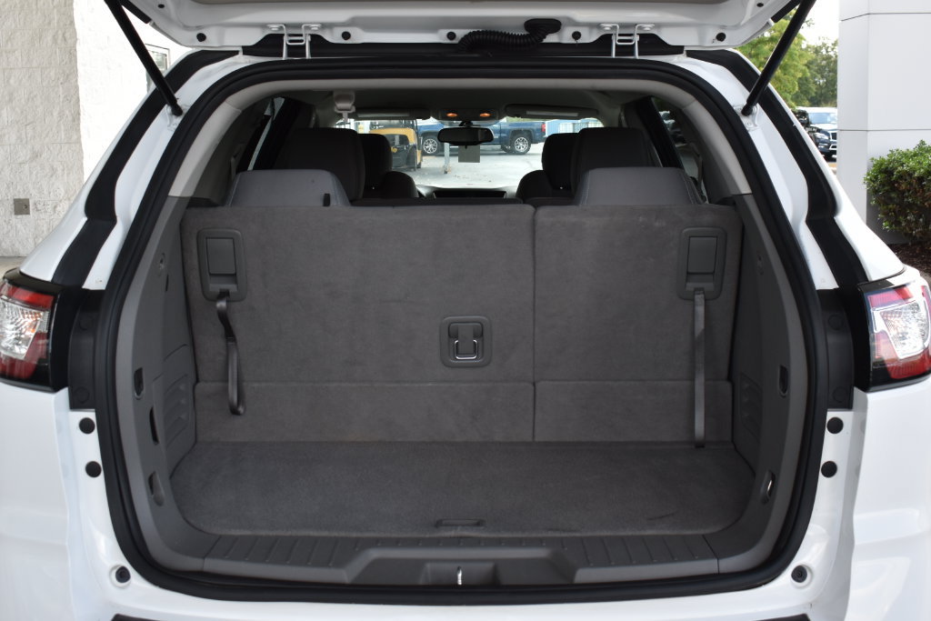 Used 2017 Chevrolet Traverse LS FWD image 11