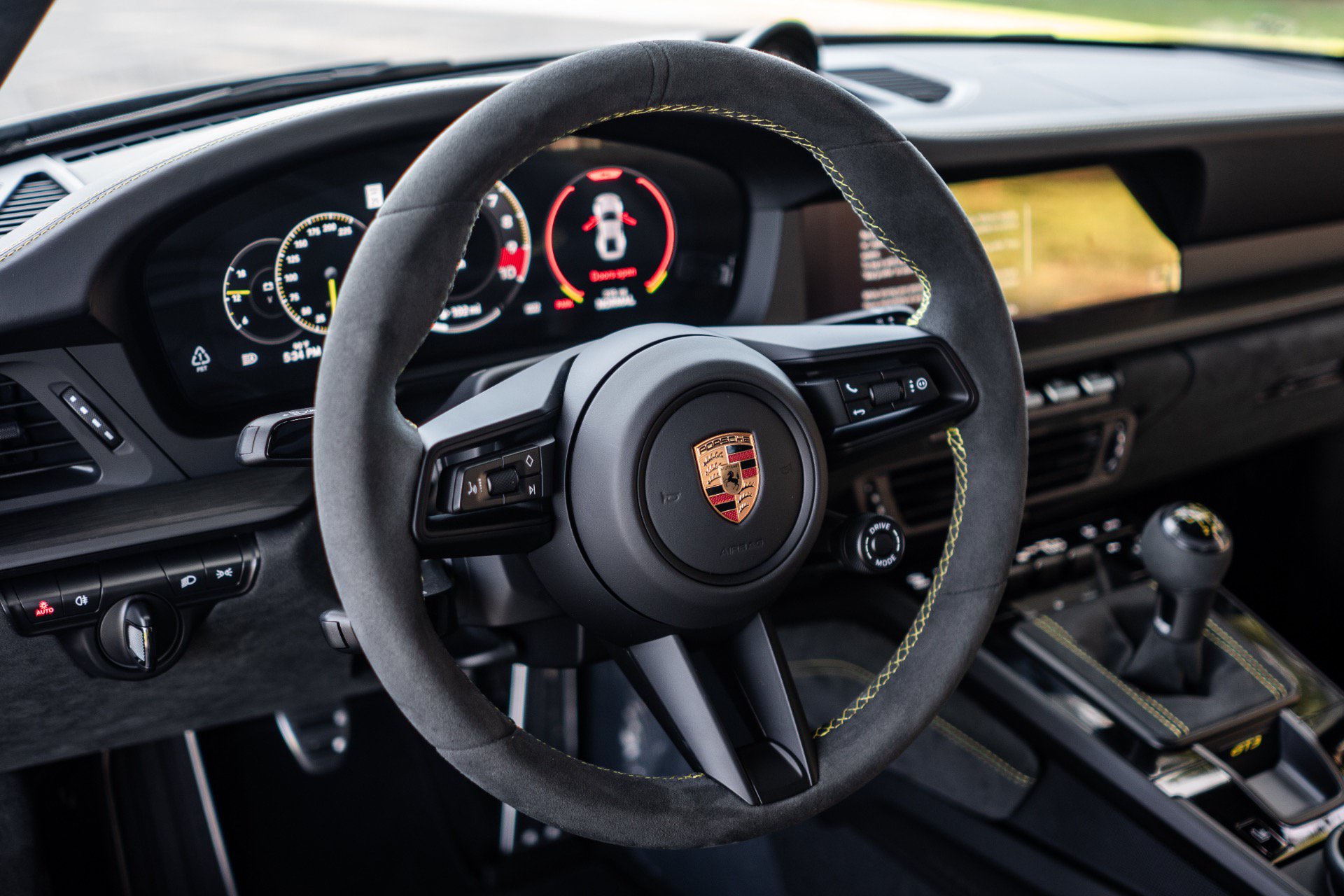 Used 2026 Porsche 911 GT3 RWD image 15