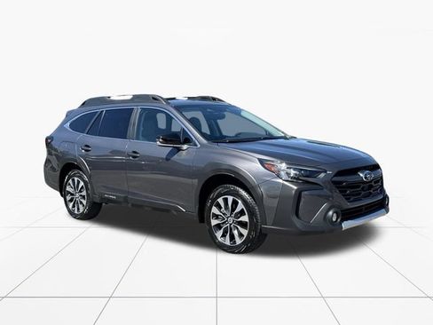Used 2025 Subaru Outback Limited w/ Popular Package #2 AWD/4WD image 8