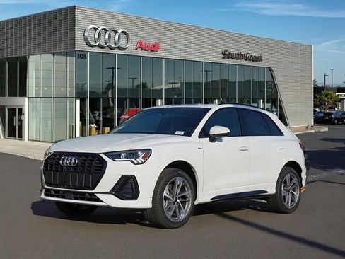 New 2025 Audi Q3 2.0T Premium image 1