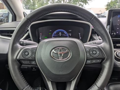 Used 2024 Toyota Corolla XLE FWD image 20
