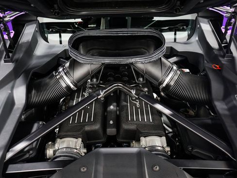 Used 2024 Lamborghini Huracan Sterrato image 41