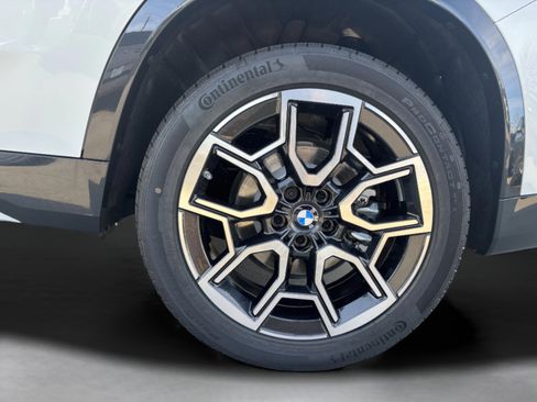 Used 2026 BMW X1 xDrive28i w/ Technology Package image 8