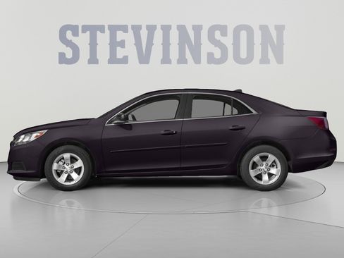 Used 2015 Chevrolet Malibu LT FWD image 3