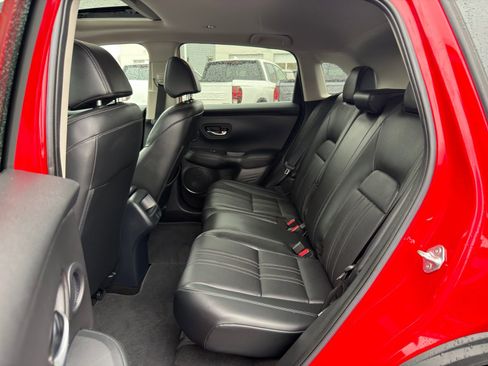 Used 2024 Honda HR-V EX-L image 28