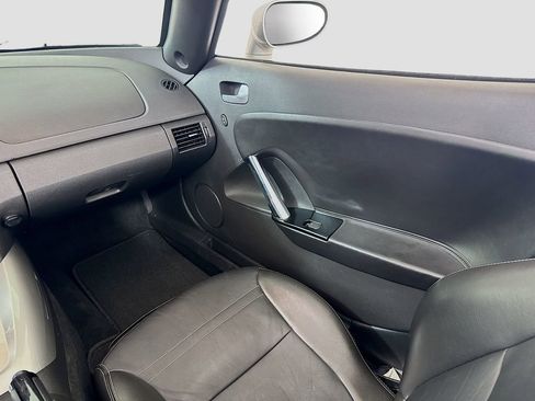 Used 2008 Saturn Sky w/ Premium Trim Package image 22